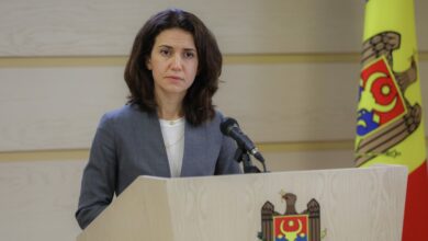 Photo of Олеся Стамате вышла из парламентской фракции PAS, но осталась депутатом