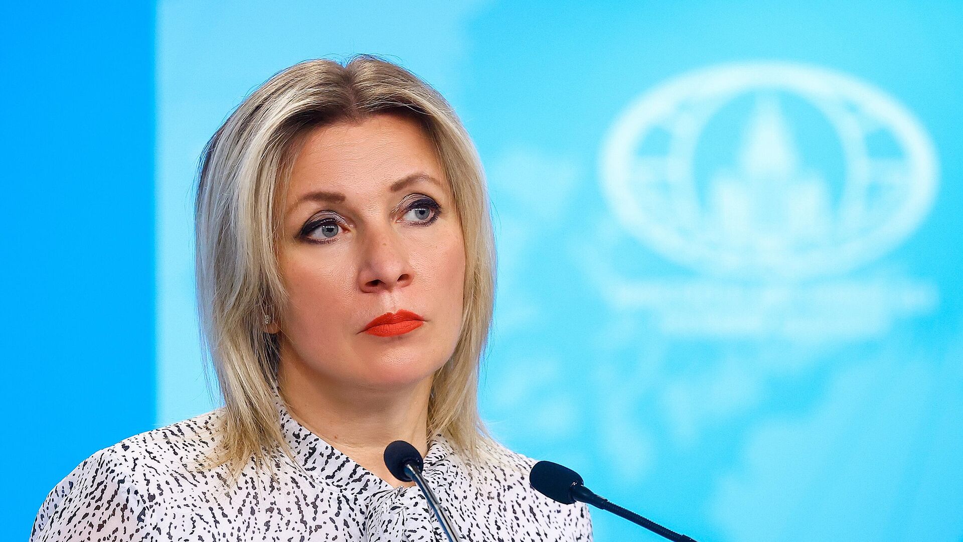 Photo of Захарова: арест Дурова был нужен Франции для управления выборами в Румынии