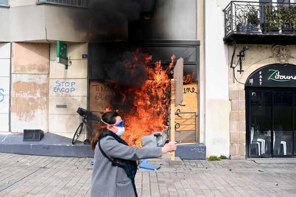Photo of Revolte și incendii à la française în 2023