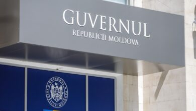 Photo of Guvernul confirmă că alături de Bruxelles își sancționează proprii cetățeni